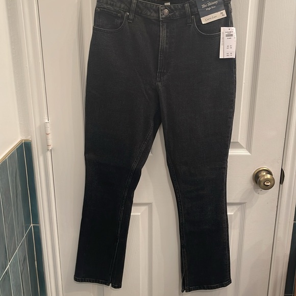 Abercrombie & Fitch Skinny high rise w/ vent hem. *6 SHORT* and CURVE LOVE - Picture 2 of 9